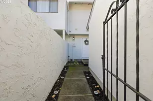 3230 NE 29th St, Gresham, OR 97030 - Photo 35