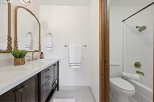 3230 NE 29th St, Gresham, OR 97030 - Photo 25