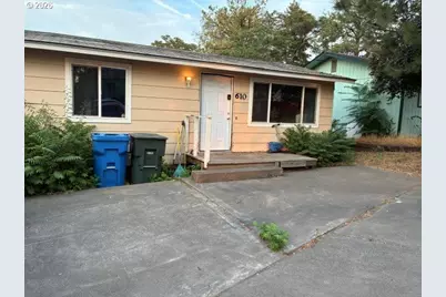 608 SE 7th St, Pendleton, OR 97801 - Photo 9