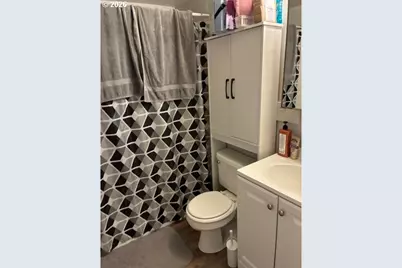 608 SE 7th St, Pendleton, OR 97801 - Photo 7