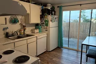 608 SE 7th St, Pendleton, OR 97801 - Photo 11
