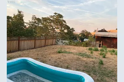 608 SE 7th St, Pendleton, OR 97801 - Photo 17