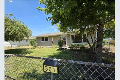 301 NW Midway St, Winston, OR 97496 - Photo 1