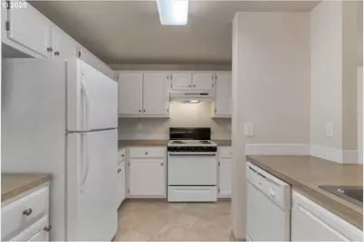 17618 NW Springville Rd #A13, Portland, OR 97229 - Photo 9