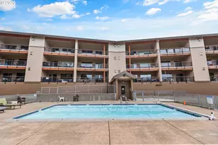 31105 E Multorpor Dr, Government Camp, OR 97028 - Photo 39