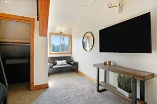 31105 E Multorpor Dr, Government Camp, OR 97028 - Photo 35