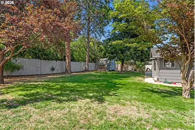 502 1st St, La Grande, OR 97850 - Photo 35