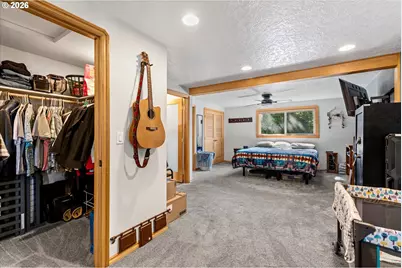 502 1st St, La Grande, OR 97850 - Photo 17