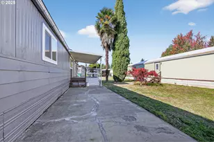 52238 Teakwood Dr, Scappoose, OR 97056 - Photo 27