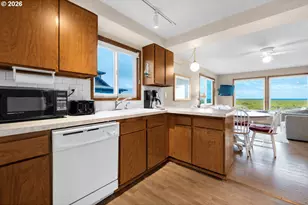 700 N Prom, Seaside, OR 97138 - Photo 31
