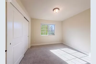 410 NE 76th Ave, Hillsboro, OR 97124 - Photo 13