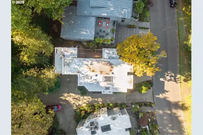 2904 SE Berkeley Pl, Portland, OR 97202 - Photo 39