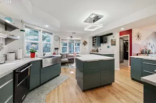 2904 SE Berkeley Pl, Portland, OR 97202 - Photo 11