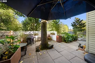 2904 SE Berkeley Pl, Portland, OR 97202 - Photo 31