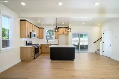 3233 E Province Ct, Newberg, OR 97132 - Photo 11