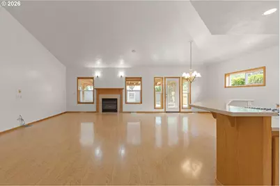 919 Old Orchard Ln, Springfield, OR 97477 - Photo 3