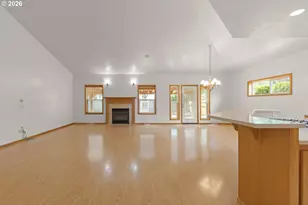 919 Old Orchard Ln, Springfield, OR 97477 - Photo 3