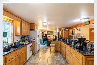 1960 Ranch Rd, Reedsport, OR 97467 - Photo 9