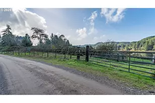 1960 Ranch Rd, Reedsport, OR 97467 - Photo 43