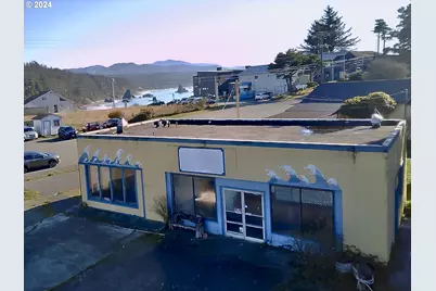 311 6th St, Port Orford, OR 97465 - Photo 3