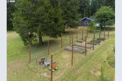 31510 Camas Swale Rd, Creswell, OR 97426 - Photo 35