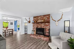 31510 Camas Swale Rd, Creswell, OR 97426 - Photo 9