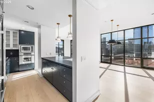 1025 NW Couch St, Portland, OR 97209 - Photo 7