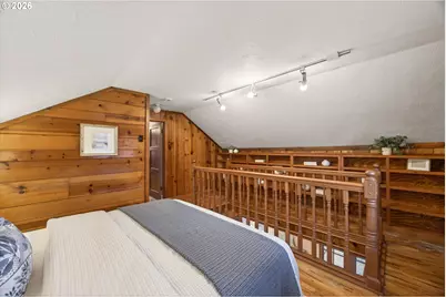 2164 Summit Dr, Lake Oswego, OR 97034 - Photo 27