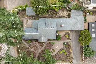 2164 Summit Dr, Lake Oswego, OR 97034 - Photo 37