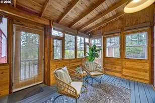 2164 Summit Dr, Lake Oswego, OR 97034 - Photo 23