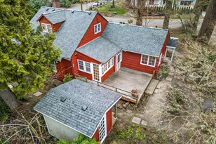 2164 Summit Dr, Lake Oswego, OR 97034 - Photo 43