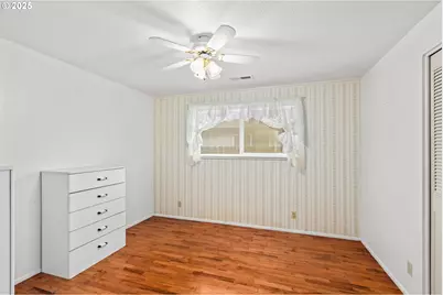 2070 Primrose St, Eugene, OR 97402 - Photo 13