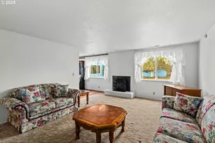 2070 Primrose St, Eugene, OR 97402 - Photo 11