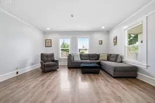 707 SE Union St, Camas, WA 98607 - Photo 13