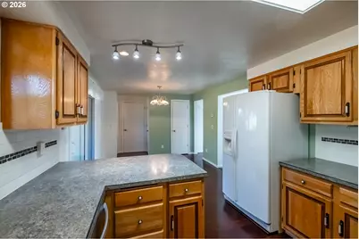140 Susan Pl, Junction City, OR 97448 - Photo 13