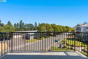 15510 NE Knott St, Portland, OR 97230 - Photo 19