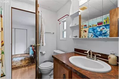 13082 SE Chittum Dr, South Beach, OR 97366 - Photo 15