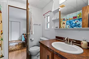 13082 SE Chittum Dr, South Beach, OR 97366 - Photo 15