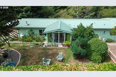 13082 SE Chittum Dr, South Beach, OR 97366 - Photo 7