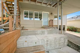 3244 NW Oar Dr, Lincoln City, OR 97367 - Photo 9