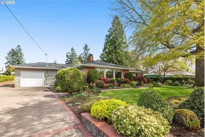 11004 SE Stanley Ave, Milwaukie, OR 97222 - Photo 3