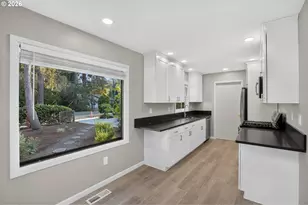 6401 McEwan Rd, Lake Oswego, OR 97035 - Photo 7