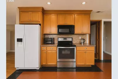 9875 NW 316th Pl, Hillsboro, OR 97124 - Photo 9