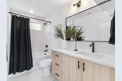 8206 SW 46th Ave, Portland, OR 97219 - Photo 17