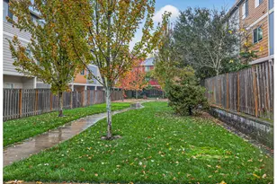 416 NE Patricia Ann Pl, Hillsboro, OR 97006 - Photo 37