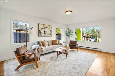 2032 18th Ave, Forest Grove, OR 97116 - Photo 7