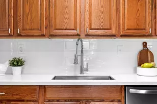 3811 SE 169th Pl, Portland, OR 97236 - Photo 7