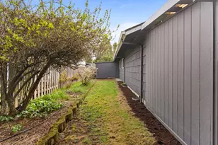 3811 SE 169th Pl, Portland, OR 97236 - Photo 19