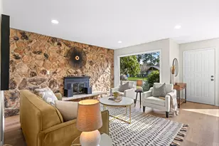 3811 SE 169th Pl, Portland, OR 97236 - Photo 3