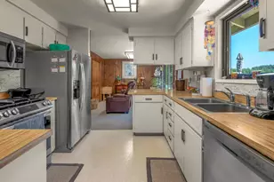 25420 NW Pumpkin Ridge Rd, North Plains, OR 97133 - Photo 7